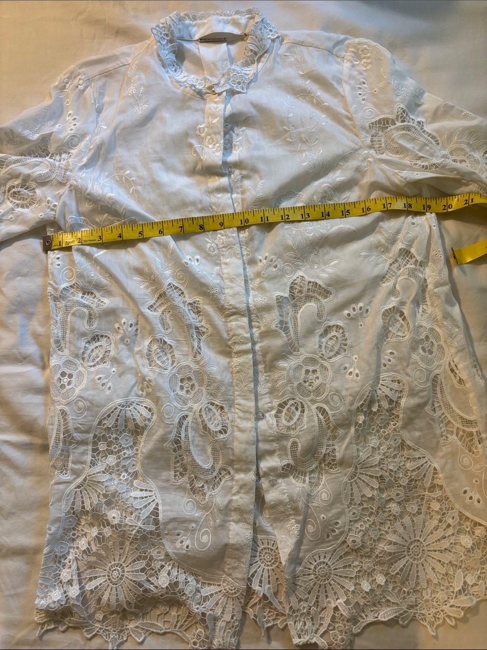 Elie Tahari White Lace Tunic Blouse - Picture 3 of 6